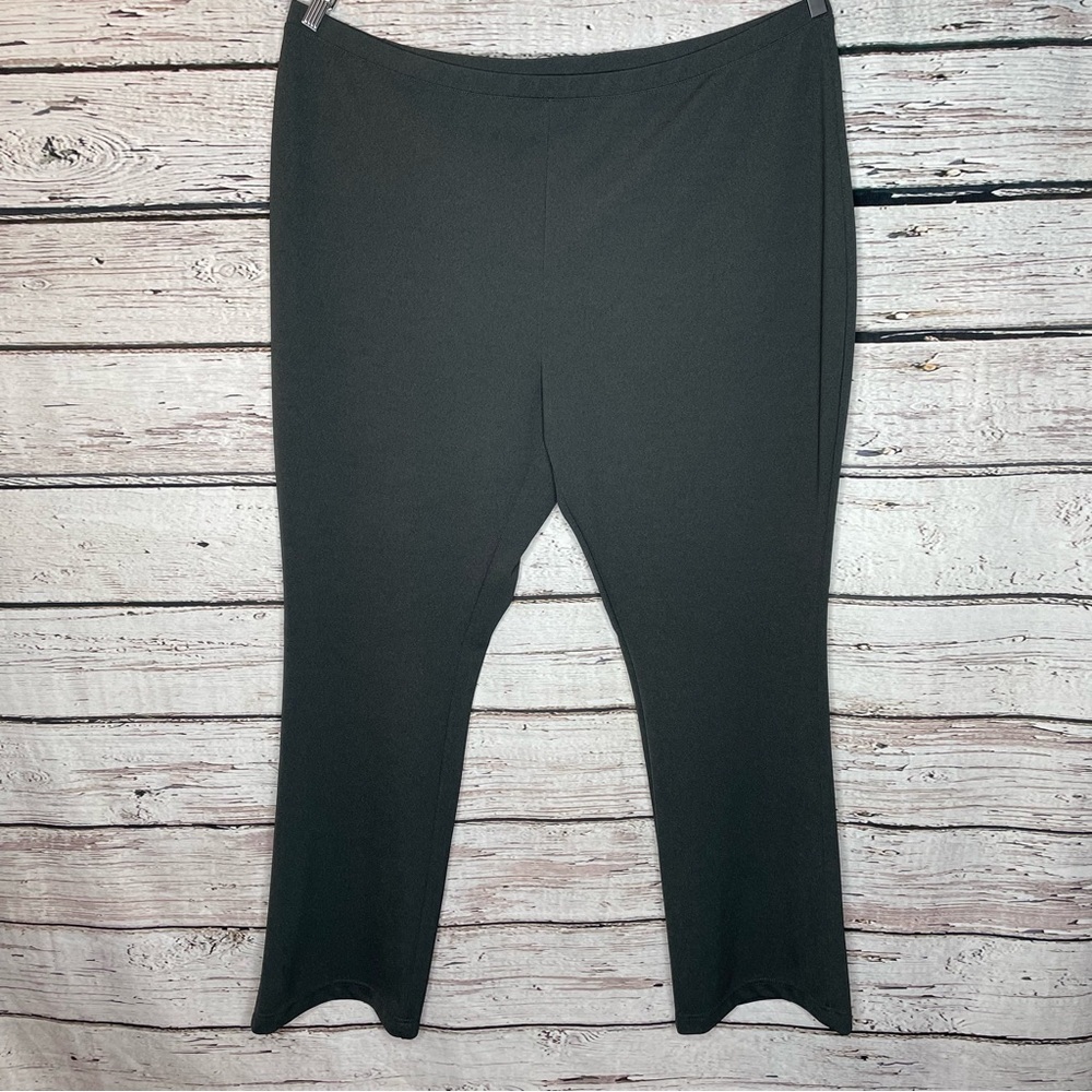 Venezia PLUS SIZE 26/28 Average Pull On Dark Gray Stretchy Pants Bootcut Hem